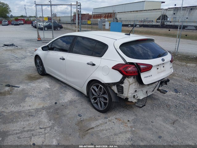 44755000 :رقم المزاد ، KNAFZ5A39G5591574 vin ، 2016 Kia Forte Sx مزاد بيع
