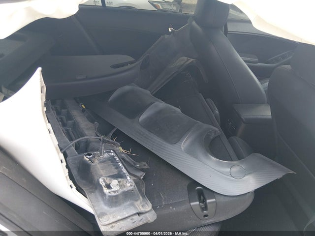 44755000 :رقم المزاد ، KNAFZ5A39G5591574 vin ، 2016 Kia Forte Sx مزاد بيع