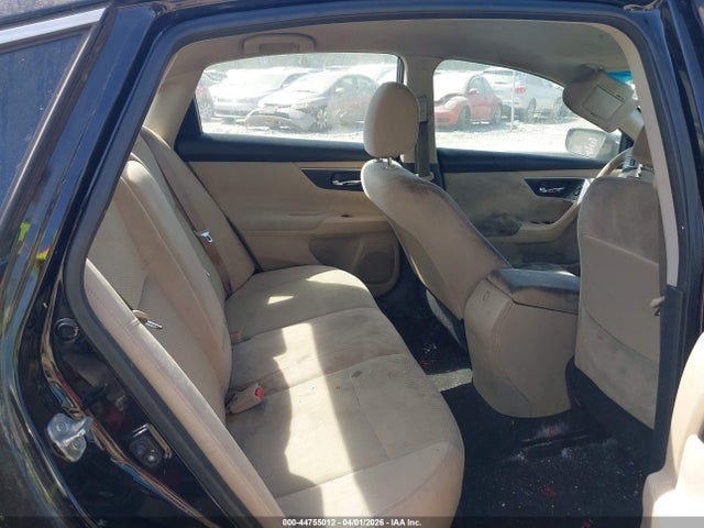 2015 Nissan Altima 2.5 S მანქანა იყიდება აუქციონზე, vin: 1N4AL3AP1FC172138, აუქციონის ნომერი: 44755012