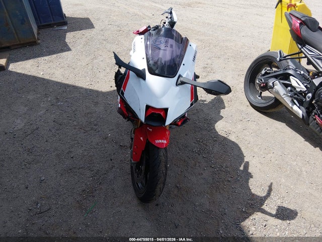 JYARNA3Y3SA000616 Yamaha Yzf890 C