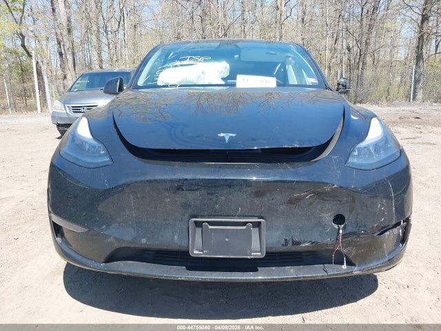 7SAYGDEFXPF811225 Tesla Model Y Performance Dual Motor All-wheel Drive
