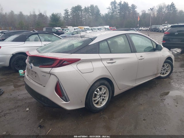 JTDKAMFP4M3179178 Toyota Prius Prime Xle
