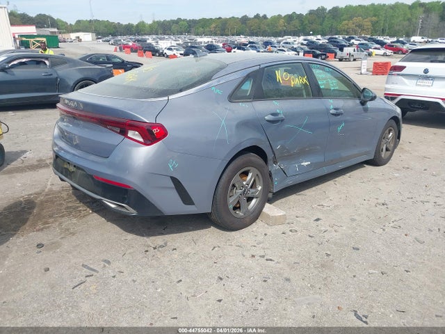 2022 Kia K5 Lxs მანქანა იყიდება აუქციონზე, vin: 5XXG14J28NG087610, აუქციონის ნომერი: 44755042