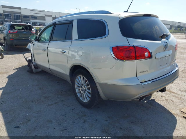 2011 BUICK ENCLAVE 5GAKRBED8BJ321434 Photo 2