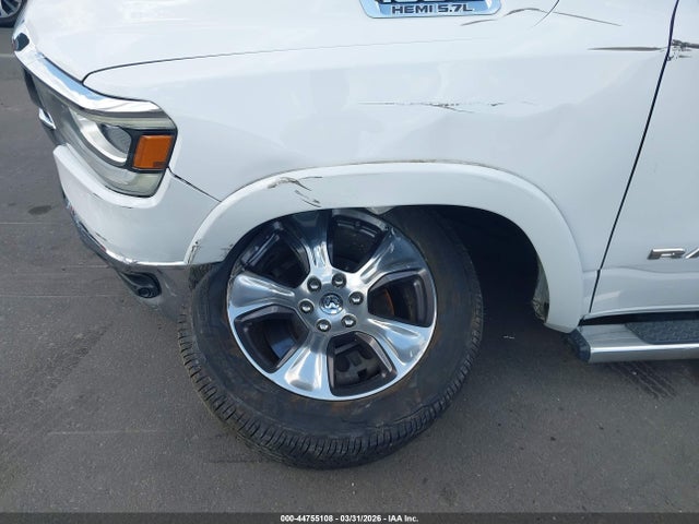 44755108 :رقم المزاد ، 1C6SRFJT0LN328544 vin ، 2020 Ram 1500 Laramie  4x4 5'7 Box مزاد بيع