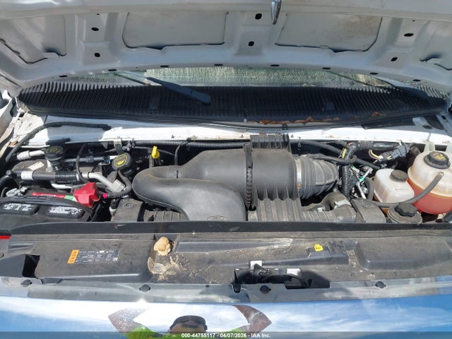 44755117 :رقم المزاد ، 1FDXE4FS3JDC05995 vin ، 2018 Ford E-450 Cutaway مزاد بيع