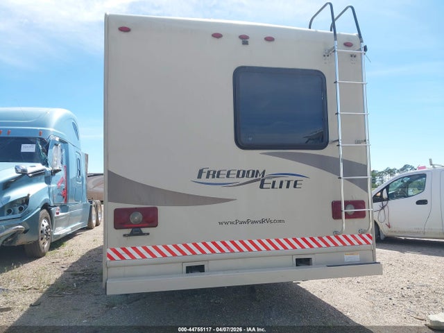 44755117 :رقم المزاد ، 1FDXE4FS3JDC05995 vin ، 2018 Ford E-450 Cutaway مزاد بيع