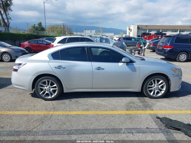 1N4AA5AP2EC485098 Nissan Maxima 3.5 S/3.5 Sv