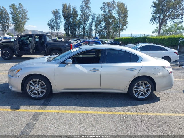 1N4AA5AP2EC485098 Nissan Maxima 3.5 S/3.5 Sv