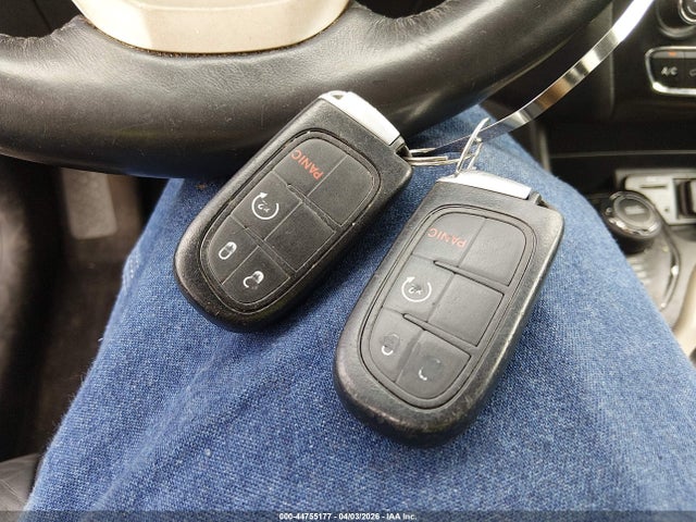 Продажа на аукционе авто 2016 Jeep Cherokee Limited, vin: 1C4PJMDB5GW240246, номер лота: 44755177