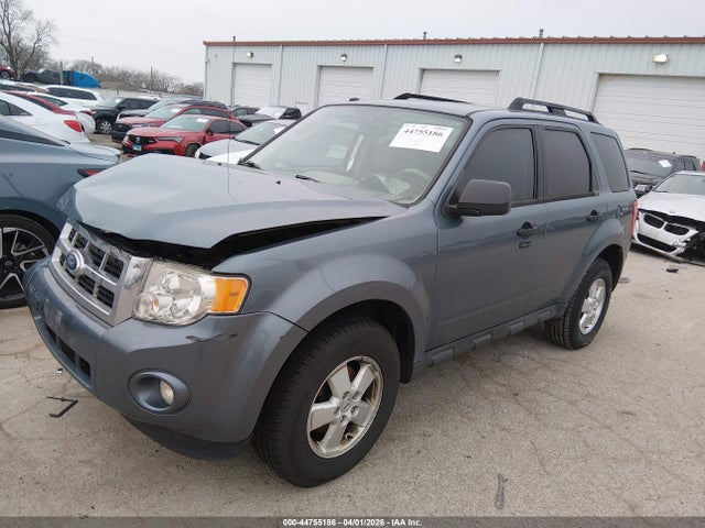 44755186 :رقم المزاد ، 1FMCU0D71CKA82723 vin ، 2012 Ford Escape Xlt مزاد بيع
