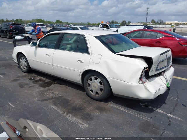 2004 Cadillac Deville Standard მანქანა იყიდება აუქციონზე, vin: 1G6KD54Y04U242668, აუქციონის ნომერი: 44755216