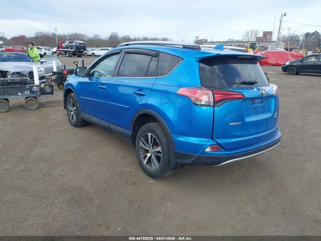2016 TOYOTA RAV4 2T3RFREV6GW460591 Photo 2