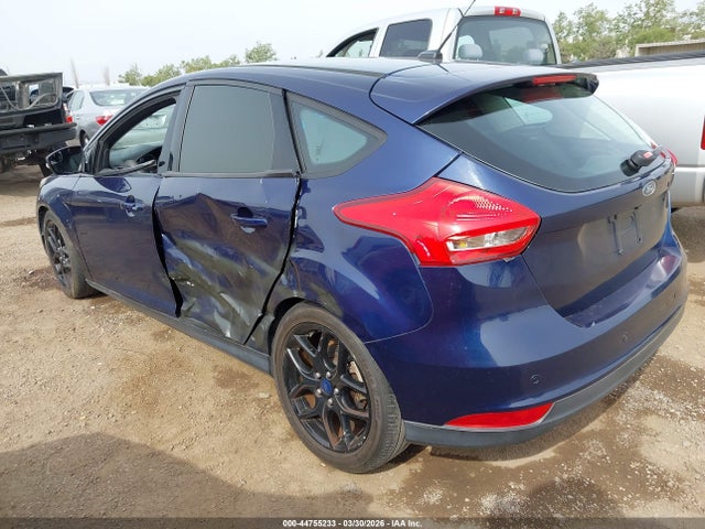 Ford FOCUS SE 2016 1FADP3K27GL291575 Image 3