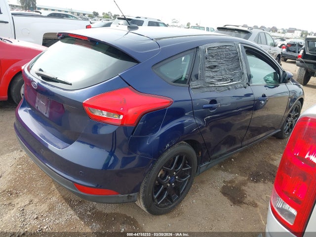 Ford FOCUS SE 2016 1FADP3K27GL291575 Image 4