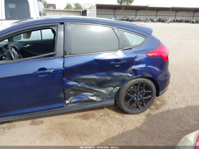 Ford FOCUS SE 2016 1FADP3K27GL291575 Image 6