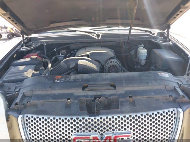 44755241 :رقم المزاد ، 1GKS2EEF5BR252536 vin ، 2011 Gmc Yukon Denali مزاد بيع