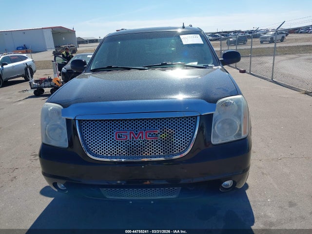 44755241 :رقم المزاد ، 1GKS2EEF5BR252536 vin ، 2011 Gmc Yukon Denali مزاد بيع