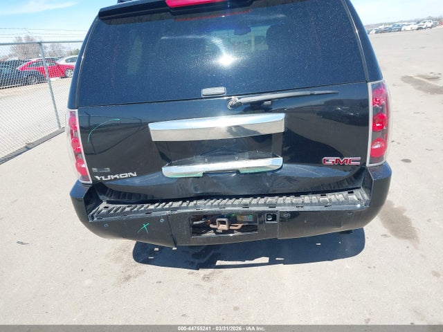 44755241 :رقم المزاد ، 1GKS2EEF5BR252536 vin ، 2011 Gmc Yukon Denali مزاد بيع