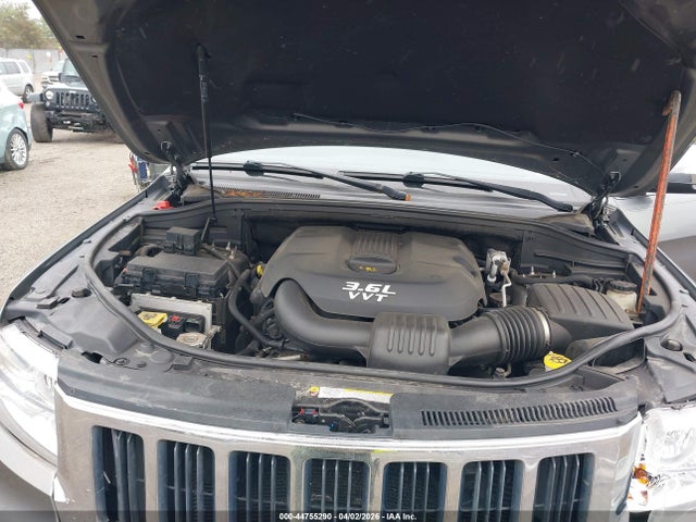 44755290 :رقم المزاد ، 1C4RJFBG9CC324732 vin ، 2012 Jeep Grand Cherokee Limited مزاد بيع