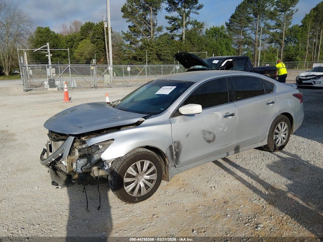 Nissan Altima 2.5 S 2014 1N4AL3AP4EC100509 Image 2
