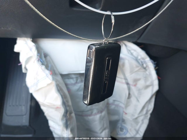 Продажа на аукционе авто 2025 Jeep Grand Cherokee L Laredo X 4x2, vin: 1C4RJJAGXS8649881, номер лота: 44755310