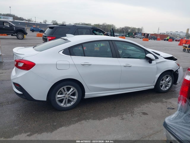 Aukcja sprzedaży 2017 Chevrolet Cruze Lt Auto, vin: 1G1BE5SM0H7197352, numer aukcji: 44755332