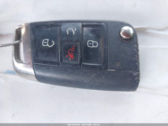 3VW5T7AU3GM024580 Volkswagen Golf Gti Se 4-door
