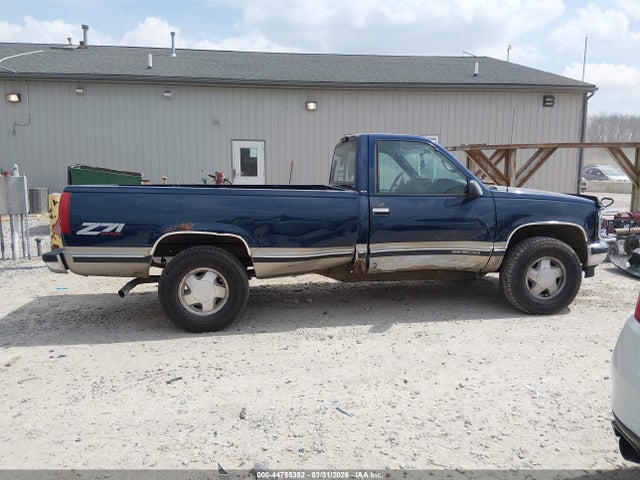 44755352 :رقم المزاد ، 1GTEK14R7WZ528797 vin ، 1998 Gmc Sierra 1500 Sl Wideside مزاد بيع
