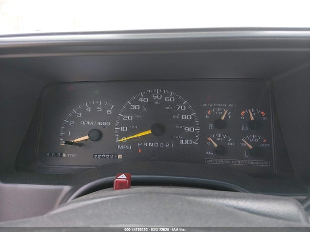 44755352 :رقم المزاد ، 1GTEK14R7WZ528797 vin ، 1998 Gmc Sierra 1500 Sl Wideside مزاد بيع