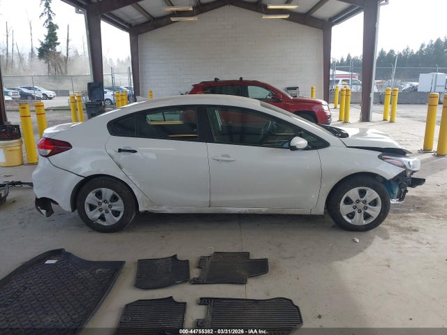 Aukcja sprzedaży 2017 Kia Forte Lx, vin: 3KPFK4A79HE110345, numer aukcji: 44755382