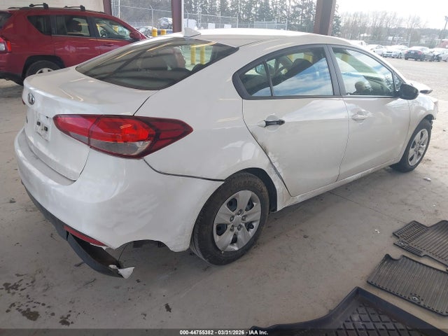Aukcja sprzedaży 2017 Kia Forte Lx, vin: 3KPFK4A79HE110345, numer aukcji: 44755382