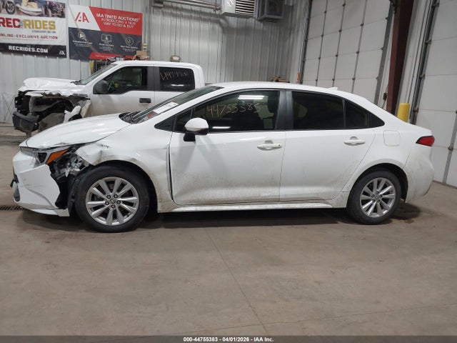Toyota Corolla Hybrid Le 2024 JTDBCMFE2R3050176 Image 14