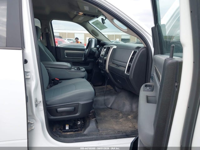 2018 Ram 2500 Slt  4x4 6'4 Box მანქანა იყიდება აუქციონზე, vin: 3C6UR5DL2JG394260, აუქციონის ნომერი: 44755385