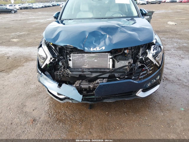 Продажа на аукционе авто 2025 Kia Sportage Hybrid Ex, vin: KNDPVCDG8S7250640, номер лота: 44755428