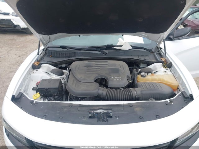 Продаж на аукціоні авто 2018 Dodge Charger Sxt Plus Rwd, vin: 2C3CDXHG1JH145643, номер лоту: 44755444