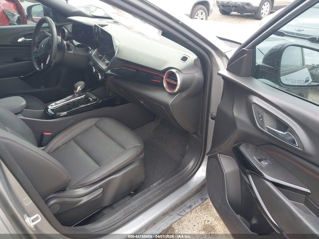 2025 Chevrolet Trax Fwd 2rs მანქანა იყიდება აუქციონზე, vin: KL77LJEP6SC303669, აუქციონის ნომერი: 44755485