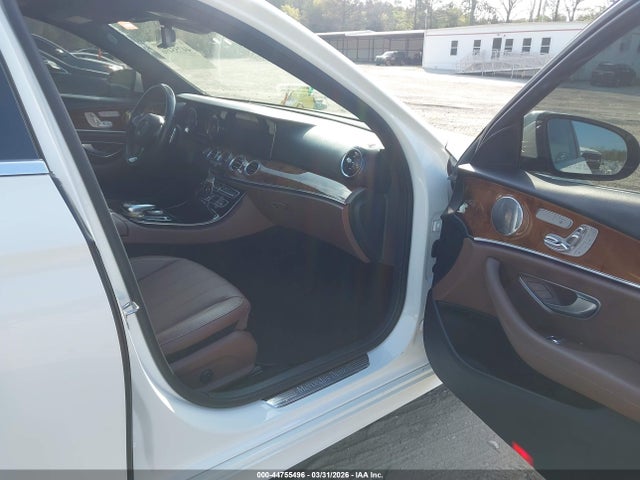 WDDZF4KB0HA109503 Mercedes-Benz E 300 4MAT
