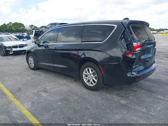 44755528 :رقم المزاد ، 2C4RC1DG3HR837094 vin ، 2017 Chrysler Pacifica Touring مزاد بيع