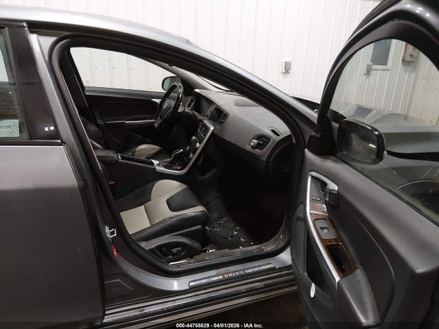 YV440MUM8H2004770 Volvo S60 Cross Country T5