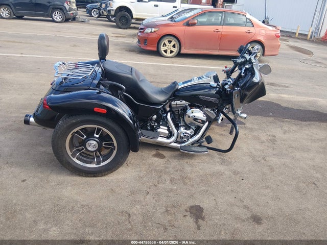 Harley-Davidson Flrt Free Wheeler 2015 1HD1MCM19FB852503 Image 13