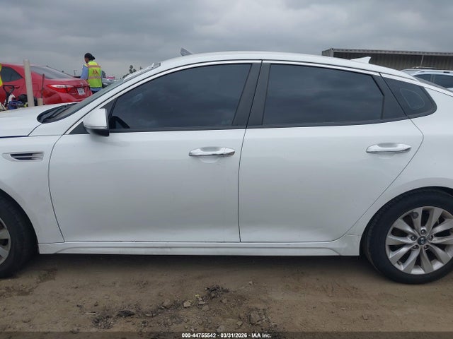 KIA Optima Lx 2017 5XXGT4L34HG172884 Image 14