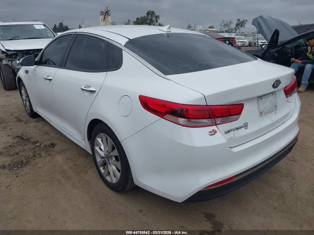 KIA Optima Lx 2017 5XXGT4L34HG172884 Image 3