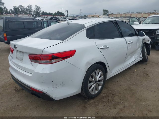 KIA Optima Lx 2017 5XXGT4L34HG172884 Image 4