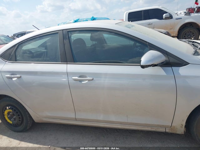 Hyundai ACCENT SE 2022 3KPC24A63NE185354 Image 13