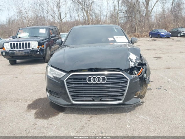 Продажа на аукционе авто 2017 Audi A3 2.0t Premium, vin: WAUAUGFF0H1042667, номер лота: 44755576