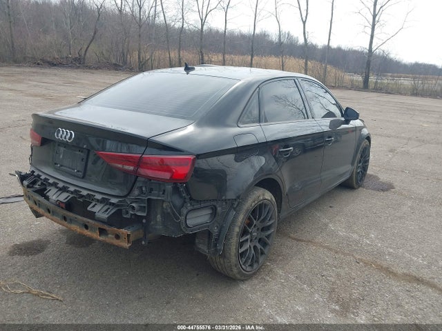Продажа на аукционе авто 2017 Audi A3 2.0t Premium, vin: WAUAUGFF0H1042667, номер лота: 44755576