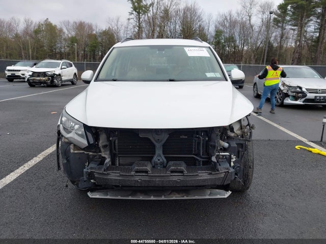 Auction sale of the 2017 Volkswagen Tiguan 2.0t/2.0t S, vin: WVGBV7AXXHK020007, lot number: 44755580