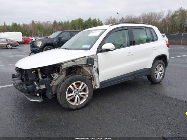 Auction sale of the 2017 Volkswagen Tiguan 2.0t/2.0t S, vin: WVGBV7AXXHK020007, lot number: 44755580