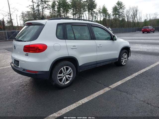 Auction sale of the 2017 Volkswagen Tiguan 2.0t/2.0t S, vin: WVGBV7AXXHK020007, lot number: 44755580